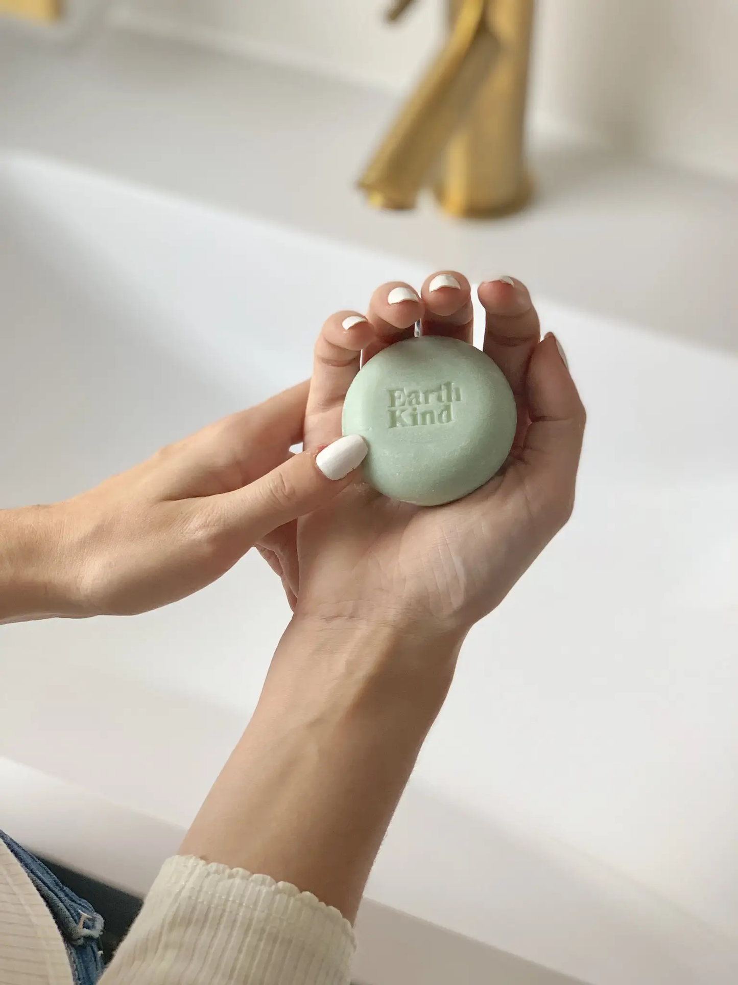 Citrus Leaf Shampoo Bar for Frequent Use (50g)