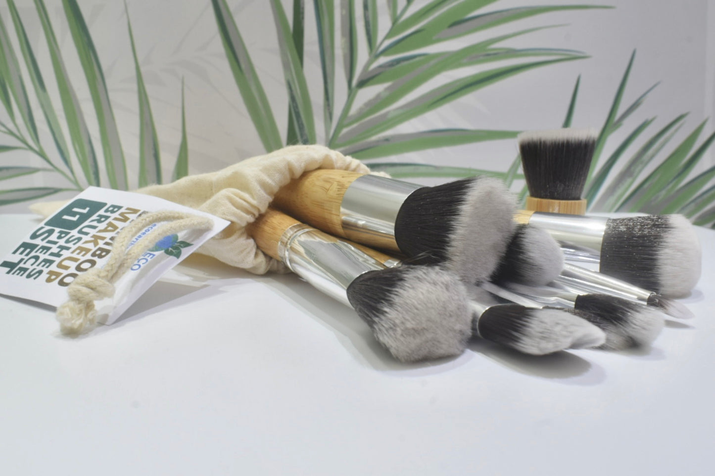 Bamboo Makeup Brushes (11 Piece Set)